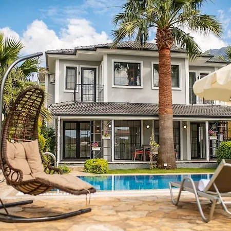 Palmiye Jakuzi Ve Havuzlu Luks Tatil Evi - Ocekhomes Villa Fethiye