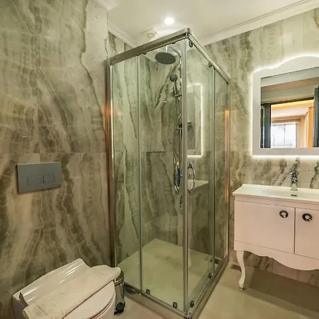 Palmiye Jakuzi Ve Havuzlu Luks Tatil Evi - Ocekhomes *